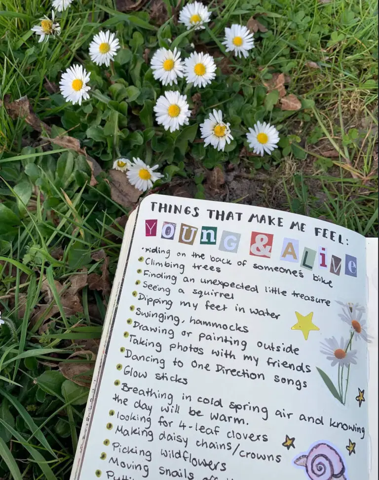 Journaling for Self-Improvement: 60 Prompts for Personal Growth